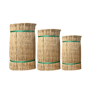Alfombra de Césped SEDGE MAT a Bajo Precio, Alfombra de Césped Vietnamita Resistente, Valla Cortavientos de Paja para Jardinería con Buen Precio - Product Image 1