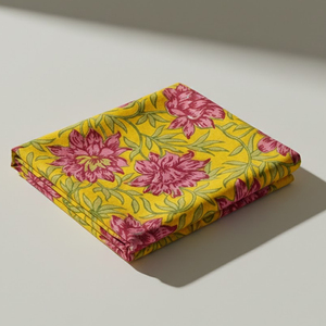 Tissu en coton imprimé doux et respirant de 44 pouces avec motifs ethniques riches, qualité robuste et durable pour la confection de vêtements toute l'année - Product Image 2