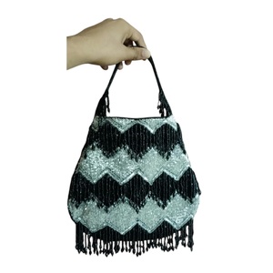 Bolso de Mano de Nylon Impermeable con Lentejuelas y Cuentas para Mujer, Diseño Secuencial, Capacidad 3L+, Cierre Abierto - Product Image 1