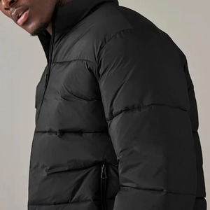 Chaqueta Ligera con Capucha y Protección Facial Completa, Resistente al Agua y con Marca Personalizada, Chaquetas para Hombre - Product Image 4