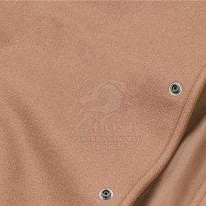 เสื้อแจ็คเก็ตเลตเตอร์แมนที่ใส่สบายและทนทานสำหรับสตรีทแวร์ เสื้อแจ็คเก็ตเลตเตอร์แมนลำลองที่สวมใส่สบาย เหมาะสำหรับการสวมใส่ในชีวิตประจำวัน - Product Image 5