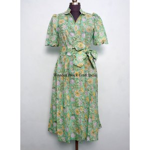 Robe mini kangourou 100 % coton pour femme, imprimé floral fait main, style décontracté et élégant, coupe trapèze, motif uni, idéale pour le quotidien et les fêtes - Product Image 1