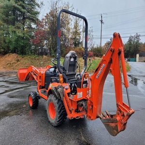 Achetez un mini tracteur à roues Kubota BX23S 4WD, tracteur utilitaire compact pour la ferme avec chargeur frontal et pelle arrière pour les travaux sur le terrain et dans la cour - Product Image 6