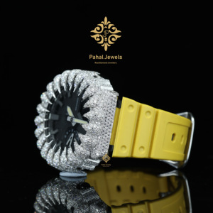 นาฬิกาข้อมือ Pahal Jewels ประดับเพชรหรูหรา หน้าปัดควอตซ์ ขนาด 46 มม. จอแสดงผลแบบอนาล็อก-ดิจิตอล แสดงวันที่ สายสีทองเหลือง สำหรับผู้ชาย กันน้ำได้ - Product Image 2
