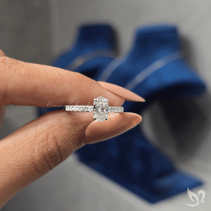 Bague de fiançailles ovale intemporelle en diamant de laboratoire 1 carat, sertie en cathédrale avec pavé, certifiée IGI, en or blanc 10K - Product Image 5