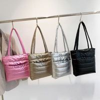 Sac à main d'épaule pour femme, grande capacité, matelassé, couleur unie, style coréen et européen, tendance, thème spatial hivernal