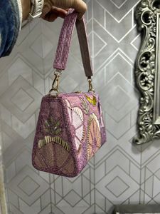 Designer <b>Seed</b> Bead Crossbody Handbag ZIP Closure Waterproof Large Capacity Elegant Handmade Beaded Embroidery Adjustable Outdoor - Product Image 6