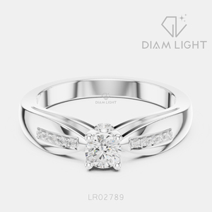 Bague de fiançailles en or blanc 14 carats avec diamant de laboratoire rond de 0,21 carat, certifié IGI, couleur F+, clarté VS+, bague de promesse pour femme - Product Image 1