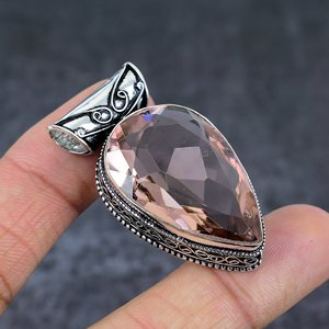 Pendentif Vintage en Morganite Coupe Poire, Alliage Plaqué Argent Antique, Style Bohème, Sertissage Canal, Forme Goutte d'Eau, Charme Unisexe, Cadeau - Product Image 1