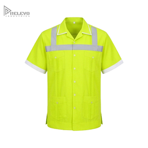 Vêtements de travail industriels personnalisés, chemise de sécurité cubaine à manches courtes, légère, en polycoton, 4 poches à rabat, bande réfléchissante argentée, pour les ouvriers du bâtiment - Product Image 1