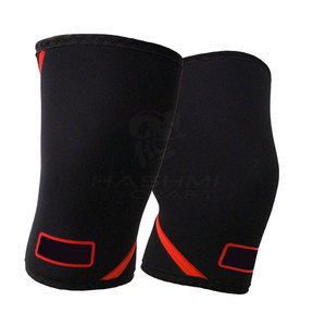 Rodillera de calidad premium que se mantiene en su lugar durante entrenamientos intensos, ofreciendo soporte y seguridad. - Product Image 2