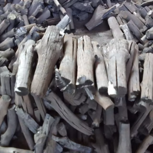 Acheteur en gros de charbon de bois dur de Tamarin en Europe pour griller de la viande de barbecue ensemble - Product Image 1