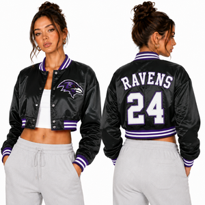 Veste en satin style baseball personnalisée pour femme, avec broderie sur le devant, écusson d'équipe, nom et numéro au dos, uniforme de club, marque privée - Product Image 2