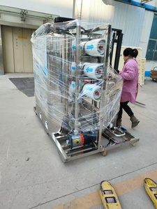 Usine de traitement de l'eau par osmose inverse de 3000 litres par heure, filtre à osmose inverse, purification, moteur PLC pour la <span class=keywords><strong>filtration</strong></span> de l'eau - Product Image 2