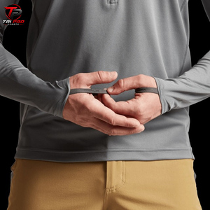 Sudadera con capucha de caza para hombre, ligera, de alto rendimiento, gris sólido, con cremallera de un cuarto, capucha con máscara facial integrada y cierre vertical en el pecho. - Product Image 3