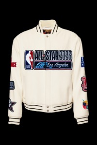 เสื้อแจ็คเก็ตบอมเบอร์แบบกลับด้านได้ของทีมแอตแลนตา ฮอว์กส์ - Product Image 1