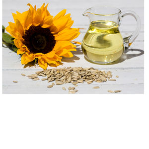 Huile de tournesol naturelle pure, raffinée et filtrée, qualité supérieure, texture légère, performance stable pour la préparation des fritures - Product Image 4