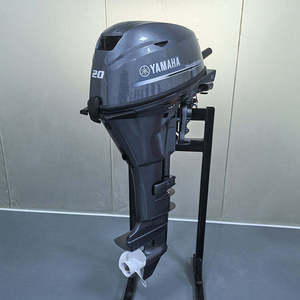 Motor fueraborda marino de gasolina de 4 tiempos y 20 caballos de fuerza con sistema CDI, 362 cc de cilindrada, 5000-6000 RPM, 2 cilindros, nuevo - Product Image 1