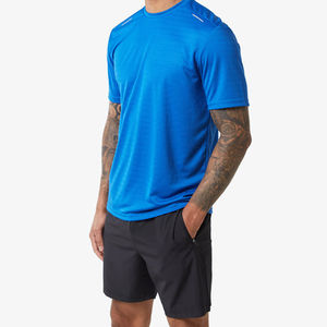 Ensemble de sport d'hiver pour femme en coton/tissu personnalisé, respirant, léger, avec appliqué, 2 pièces (T-shirt et short) pour l'entraînement et les activités sportives - Product Image 4