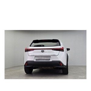 Lexus UX 2.0 2WD Modelo Abril 2019, 132,376 km, Asientos de Cuero, Volante a la Izquierda, Cámara Trasera - Product Image 4