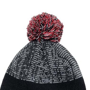 Bonnet d'hiver unisexe en tricot avec pompon, motif géométrique, accents noirs et rouges, chapeau décontracté pour l'extérieur, 56-58 cm - Product Image 4