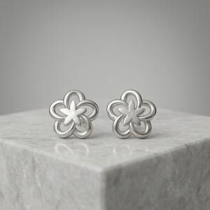 DIVYORO <b>SILVER</b> STAR FLOWER EARRING - Product Image 1