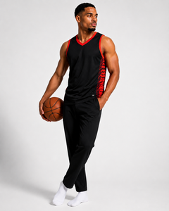 Maillot de basket-ball de qualité supérieure, tissu respirant, logos d'équipe personnalisés, coutures durables, coupe confortable, uniforme sportif élégant - Product Image 3