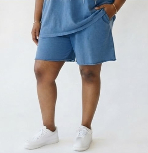 Ensemble décontracté deux pièces pour femme en coton, t-shirt à manches courtes et short, grande taille, broderie effet vieilli - Product Image 6