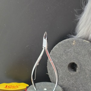 ชุดทำเล็บสำหรับผู้ชายและผู้หญิง วัสดุเหล็กกล้าคาร์บอน ดีไซน์ทนทาน ปากกรรไกรกว้าง ใบมีดคม บรรจุกล่อง รับผลิตแบบ OEM/ODM พร้อมสกรีนโลโก้ - Product Image 2