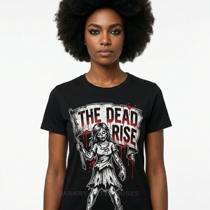 เสื้อยืดกราฟิกสไตล์ดิสเทรสสำหรับผู้หญิง ลายธีมสยองขวัญ The Dead Rise พิมพ์ลายสตรีทแวร์แนวกริ๊ตตี้ โรงงานผลิตโดยตรง - Product Image 1