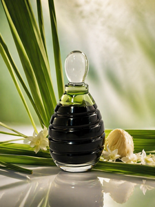 ALOURA OILS Huile d'Attar Naturelle de Vétiver Impérial avec Racines de Vétiver et Bois de Santal de l'Uttar Pradesh pour l'Aromathérapie et les Parfums Naturels - Product Image 5