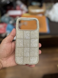 Fundas para Teléfono con Cuentas, Hechas a Mano en India, Estilo Boho, Accesorios de Moda, Fundas para Teléfono para Fiestas Nocturnas, Último Diseño, Guru Kirpa Export - Product Image 1