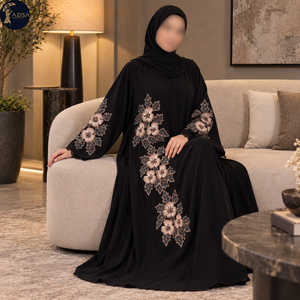 Robe Abaya florale brodée pour femmes avec manches imposantes en tissu drapé, robe islamique modeste |   Vêtements d'occasion élégants pour musulmanes - Product Image 3
