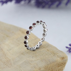 Anillos de Eternidad con Granate Natural, Piedra de Nacimiento de Enero, Plata de Ley 925, Anillo Apilable con Piedra Roja para Aniversario de Bodas para Mujer - Product Image 6
