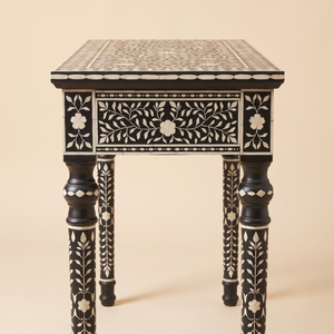 Table console de luxe noire à incrustations florales en os, meuble indien fait main pour salon et chambre à coucher - Product Image 4