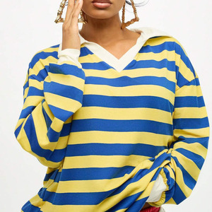 Chemise de rugby à manches longues rayée bleue et jaune en coton sur mesure pour femme, haut tricoté décontracté avec col blanc et col en V, t-shirt pour femme - Product Image 4