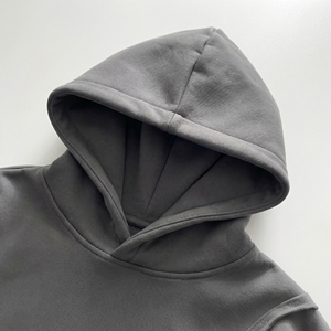 Sweat à capuche surdimensionné Charcoal avec panneaux à coutures apparentes — Détails de panneaux incurvés en relief |   Hoodie streetwear haut de gamme OEM / Marque privée - Product Image 3