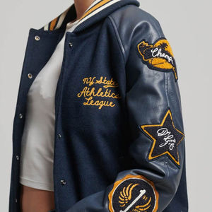 Veste universitaire pour femme, style streetwear oversize avec une touche sportive, logo personnalisé imprimé, nouveau look, veste letterman pour femme - Product Image 6