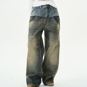 Pantalones de mezclilla vintage para hombre con efecto lavado y detalles de cuero, corte ajustado casual - Product Image 3