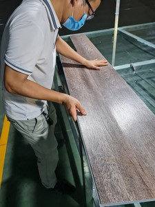 Suelo de plástico para dormitorio seguro y respetuoso con el medio ambiente, resistente al agua, tablero Base de vinilo SPC, enclavamiento, 4mm, 5mm, 6mm - Product Image 5