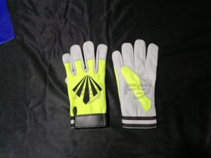 Gants de parachutisme haut de gamme avec doigts compatibles écran tactile |   Gants durables pour le parachutisme, le paramoteur, le parapente et les sports aériens - Product Image 1