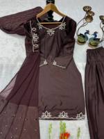 Salwar Kameez Premium de Seda Marrón para Fiestas de Invierno |   Traje Étnico con Detalles de Perlas para Mujer, Sin Arrugas y de Secado Rápido
