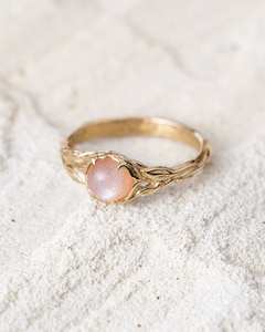 Bague en Pierre de Lune Pêche Tika en Argent Sterling 925 Plaqué Or 14 carats, Motif Feuilles de Vigne, Bague de Fiançailles Unique, Bijou de Promesse et Pierre de Naissance - Product Image 4