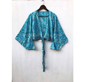 Blusa de Sari con Cinturón y Borlas, Hecha a Mano, de Seda, con Estampado Floral, Casual, para Mujer, con Mangas Campana y Cuello Camisero (Ecológica y Transpirable) - Product Image 3