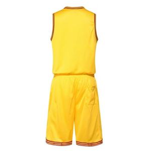 Tenue de basketball de haute qualité pour hommes, vente en gros, vêtements de sport, maillot de basketball vierge pour hommes, ensemble de tenue de basketball personnalisé par sublimation - Product Image 2