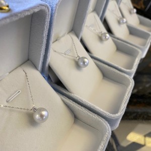 Colgante de Perla de Agua Dulce Clásica Grande de 11-12 mm, Edición Queen, con Cadena de Oro de 18K y Plata S925, Lujoso Colgante de Oro de 18k - Product Image 1