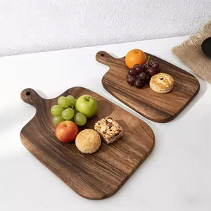 Planche à découper carrée en bois massif Rehman Craft RC0028 avec trou de suspension, épaisseur 1,5 cm, compatible lave-vaisselle, écologique, durable, facile à utiliser - Product Image 3