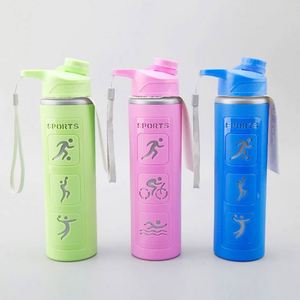 Bouteille d'eau en plastique à double paroi de 800 ml pour sports de plein air, portable avec paille - Product Image 1