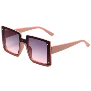 Lunettes de soleil oversize carrées tendance pour femme, style urbain, vintage, de luxe, protection UV400, dégradées, très populaires - Product Image 5