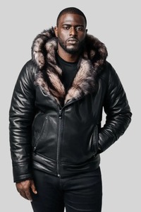 Chaqueta de Cuero con Capucha B3 de Piel de Oveja Negra para Hombre - Product Image 1